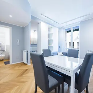 Appartamento Colombo House By Holidayhome24, Genova